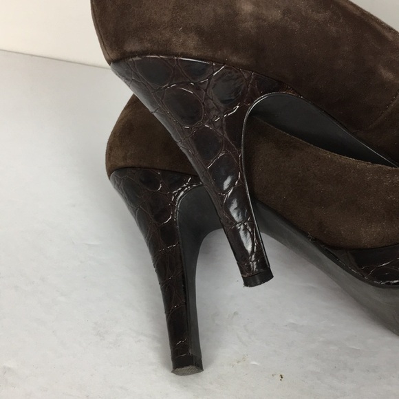 ALFANI Suede Leather Croc Embossed Stacked Heels    6.5 - Picture 4 of 13